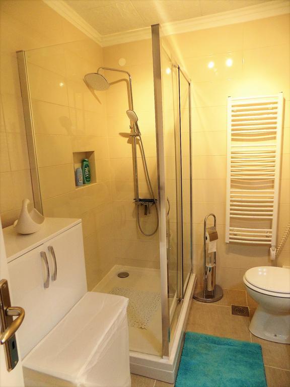 Apartment Anamarija Нивице Екстериор снимка