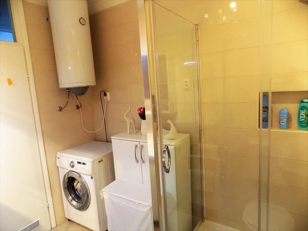 Apartment Anamarija Нивице Екстериор снимка