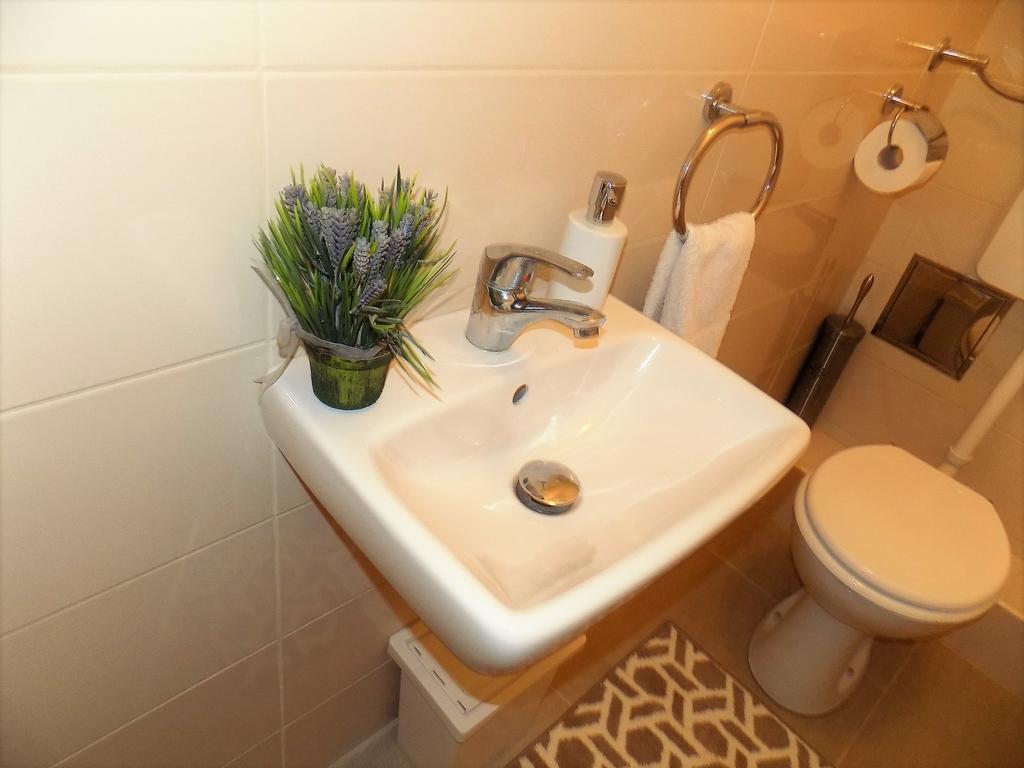 Apartment Anamarija Нивице Екстериор снимка